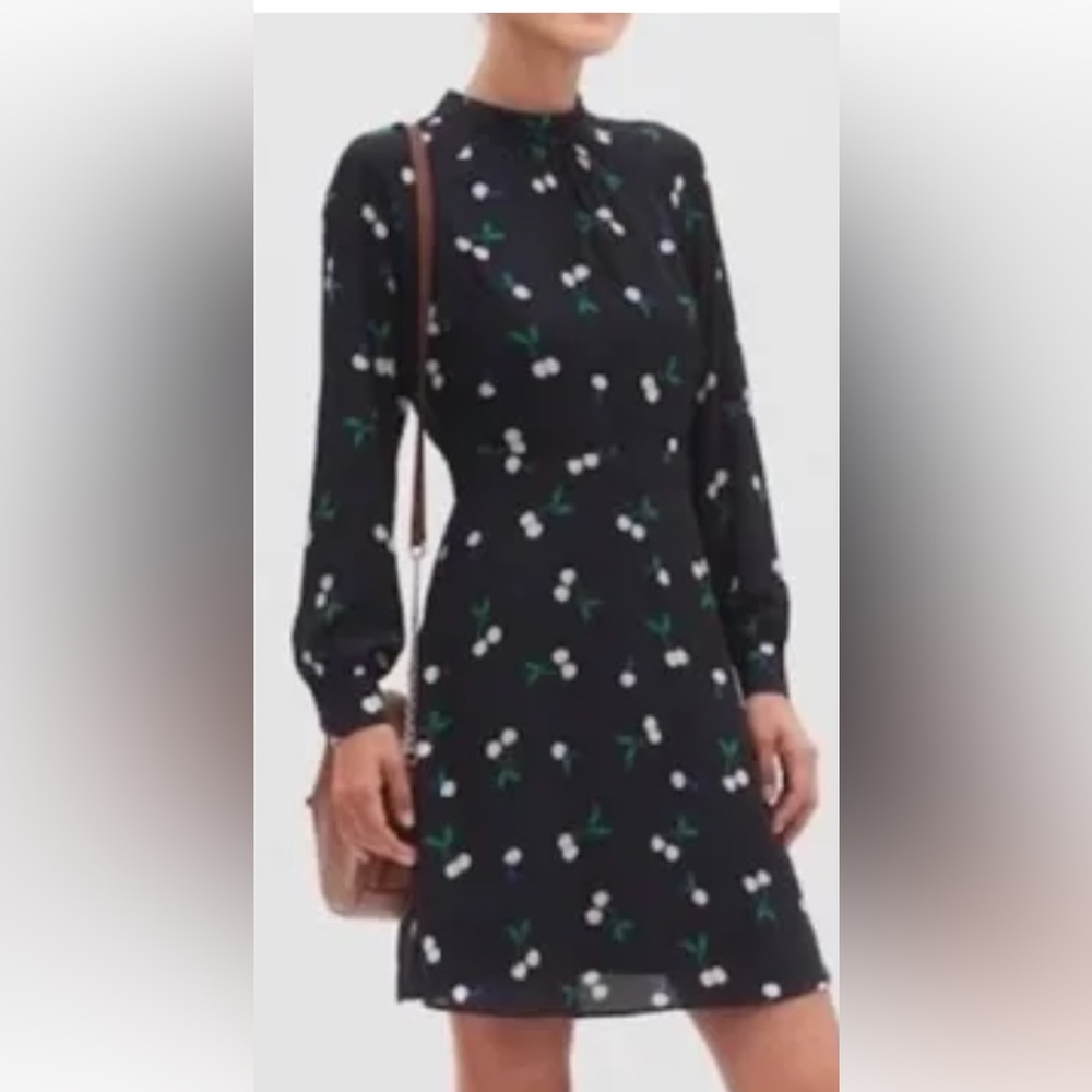Banana Republic size 8P.  Navy with cherry design.  EUC.  Perfect 4 Easter!